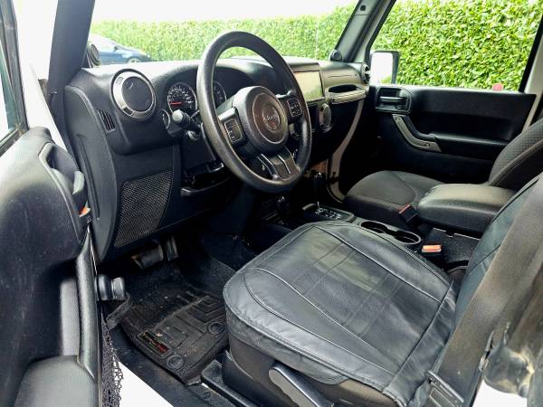 2014 Jeep, dovoz Kanada — foto 10 z 12