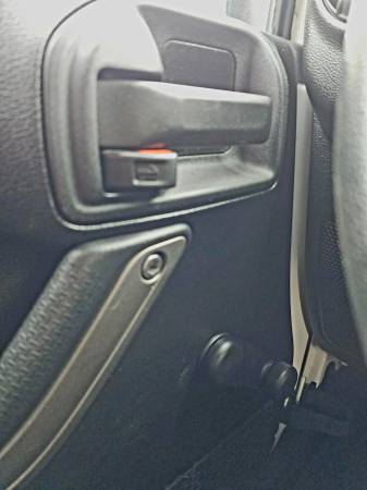 2014 Jeep, dovoz Kanada — foto 12 z 12