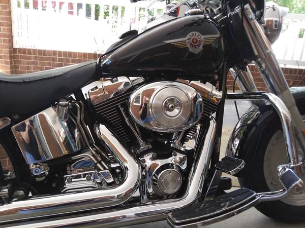 2000 Harley-Davidson, dovoz USA — foto 6 z 12