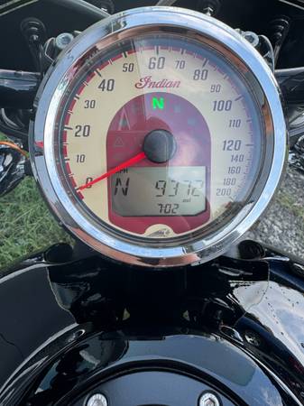 2017 Indian, dovoz USA — foto 8 z 9