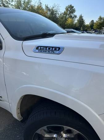 2019 Dodge, dovoz Kanada — foto 7 z 12