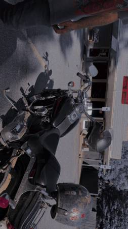 Harley-Davidson, dovoz USA — foto 2 z 2