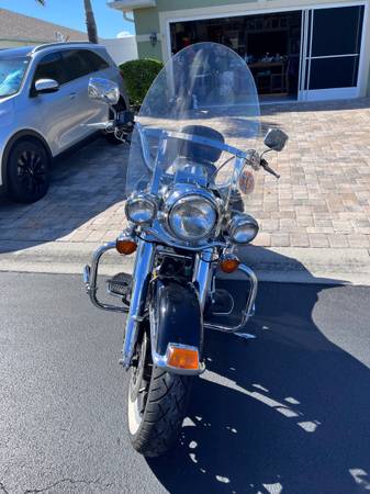 1997 Harley-Davidson, dovoz USA — foto 6 z 8