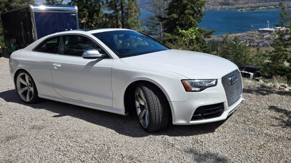 2015 Audi, dovoz Kanada — foto 3 z 12