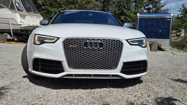 2015 Audi, dovoz Kanada — foto 5 z 12