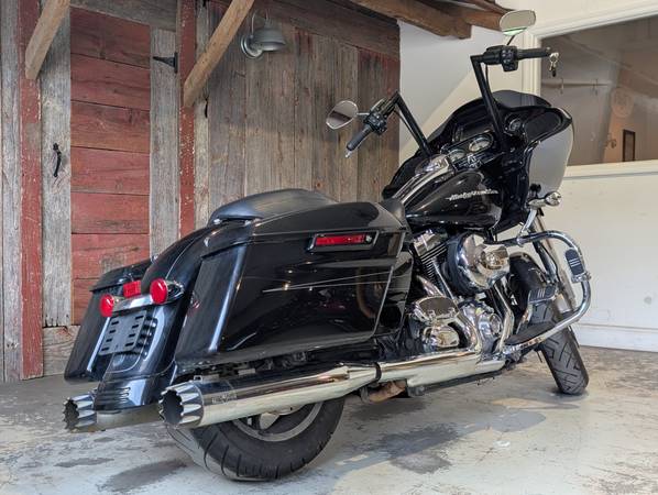 2015 Harley-Davidson, dovoz USA — foto 4 z 11