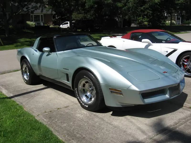 1982 Chevrolet Corvette, 55 674 km, dovoz Kanada — foto 2 z 12