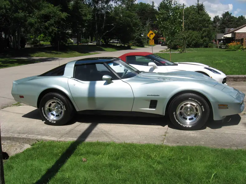 1982 Chevrolet Corvette, 55 674 km, dovoz Kanada — foto 3 z 12