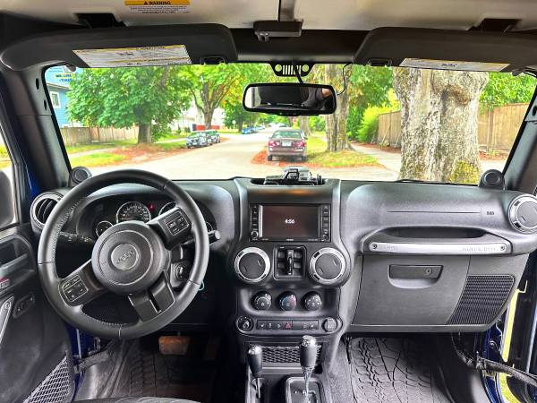 Jeep, dovoz Kanada — foto 10 z 12