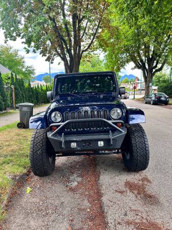 Jeep, dovoz Kanada — foto 2 z 12