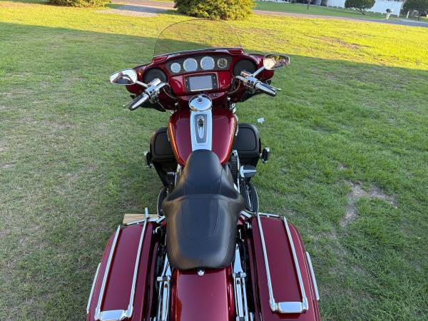 2014 Harley-Davidson, dovoz USA — foto 10 z 12