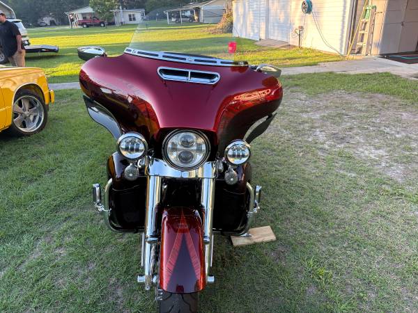 2014 Harley-Davidson, dovoz USA — foto 8 z 12
