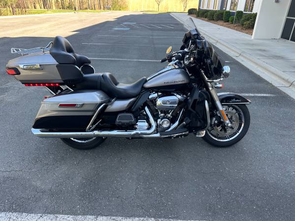 2017 Harley-Davidson, dovoz USA — foto 6 z 9