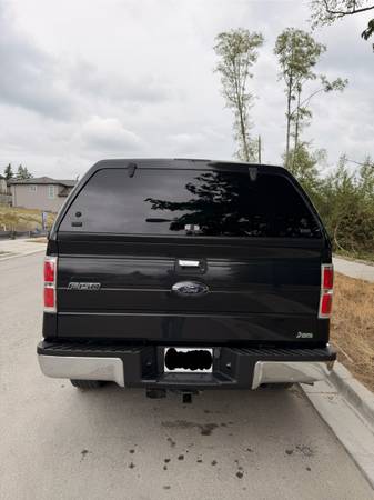 2010 Ford, dovoz Kanada — foto 5 z 12