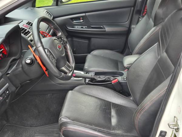 2017 Subaru, dovoz Kanada — foto 10 z 12
