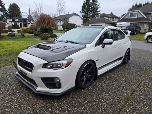 2017 Subaru, dovoz Kanada — foto 2 z 12