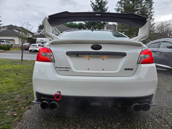 2017 Subaru, dovoz Kanada — foto 7 z 12