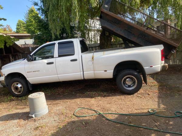 2003 Dodge, dovoz Kanada — foto 2 z 9