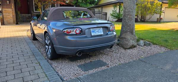 Mazda, dovoz Kanada — foto 2 z 10