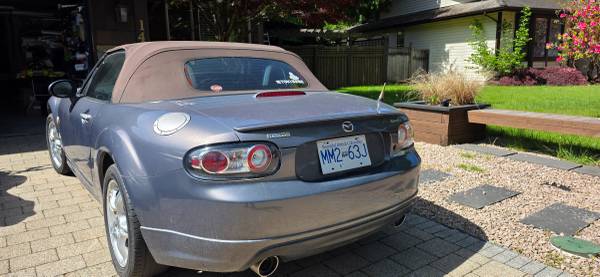 Mazda, dovoz Kanada — foto 8 z 10