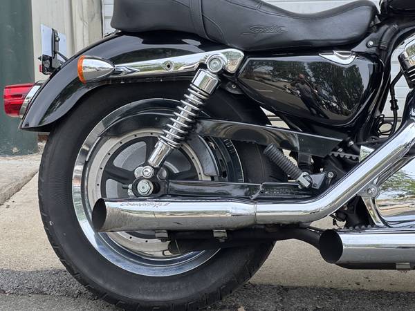 2005 Harley-Davidson, dovoz USA — foto 2 z 12