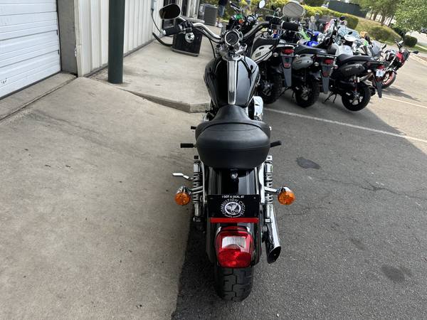 2005 Harley-Davidson, dovoz USA — foto 7 z 12