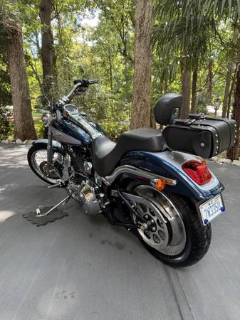2002 Harley-Davidson, dovoz USA — foto 4 z 8