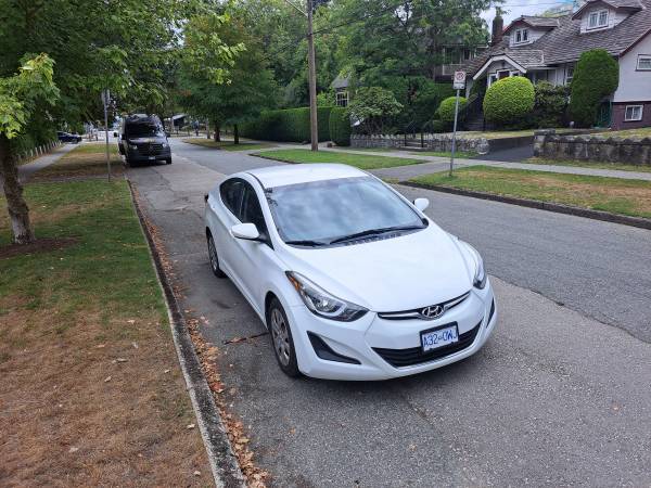 2016 Hyundai, dovoz Kanada — foto 3 z 9