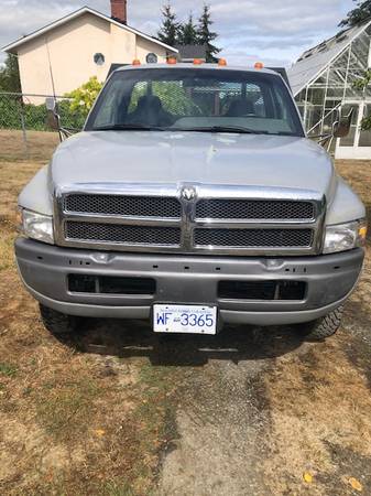 1995 Dodge, dovoz Kanada — foto 2 z 12