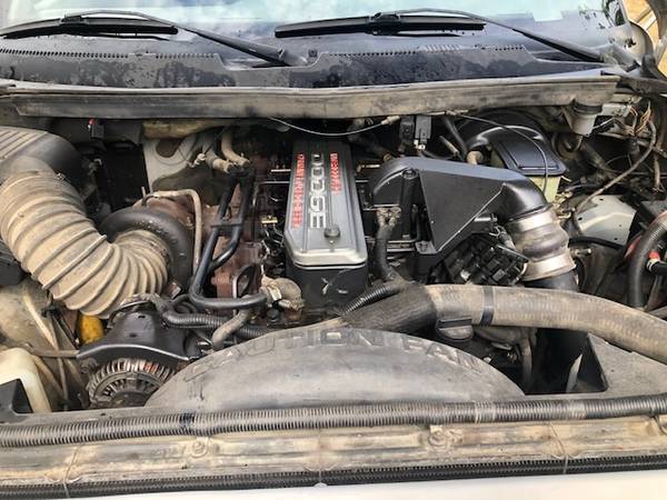 1995 Dodge, dovoz Kanada — foto 9 z 12