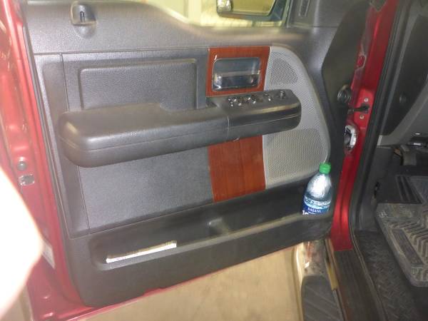2008 Ford, dovoz Kanada — foto 10 z 12
