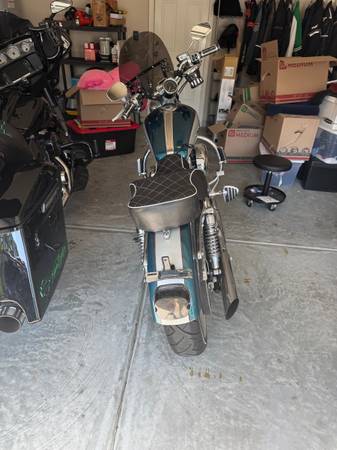 2004 Harley-Davidson, dovoz USA — foto 4 z 6