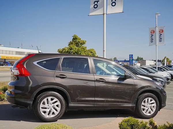 2016 Honda, dovoz Kanada — foto 2 z 12