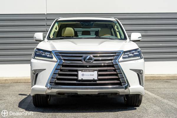 2017 Lexus, dovoz Kanada — foto 2 z 12