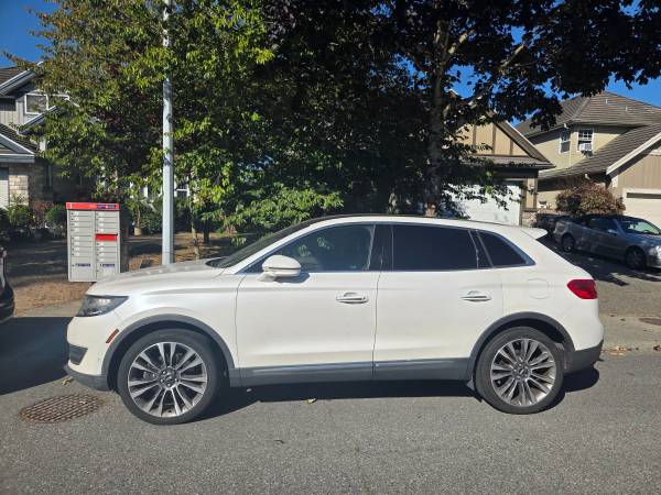 2016 Lincoln, dovoz Kanada — foto 3 z 4