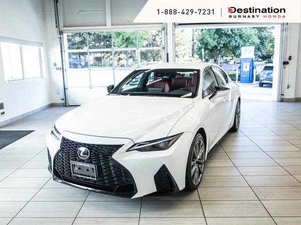 2021 Lexus, dovoz Kanada — foto 11 z 12