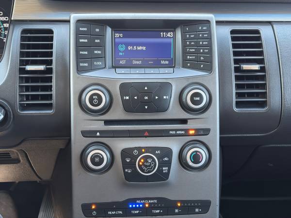 2018 Ford, dovoz Kanada — foto 11 z 12