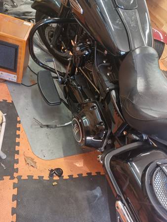 2014 Harley-Davidson, dovoz USA — foto 8 z 9