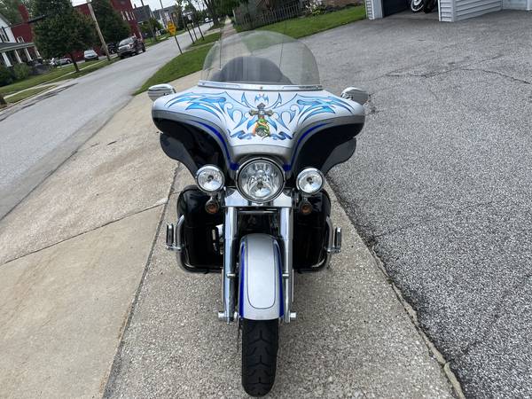 2009 Harley-Davidson, dovoz USA — foto 7 z 11