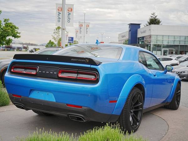2023 Dodge, dovoz Kanada — foto 4 z 12