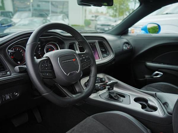 2023 Dodge, dovoz Kanada — foto 9 z 12