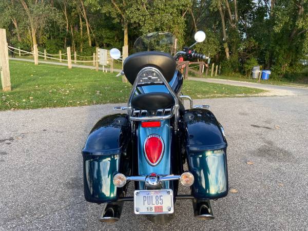 2008 Harley-Davidson, dovoz USA — foto 4 z 6