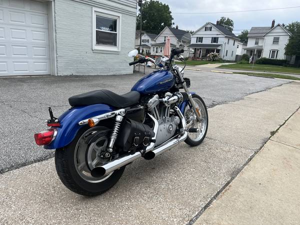 2009 Harley-Davidson, dovoz USA — foto 3 z 11