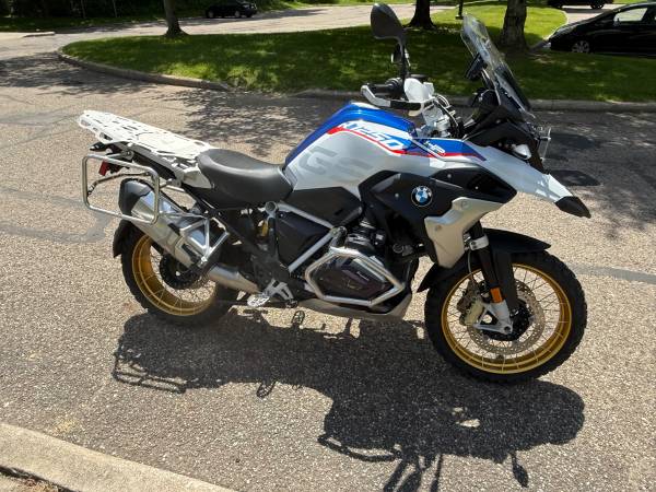 2019 BMW, dovoz USA — foto 2 z 10