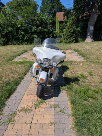 2008 Harley-Davidson, dovoz USA — foto 3 z 5