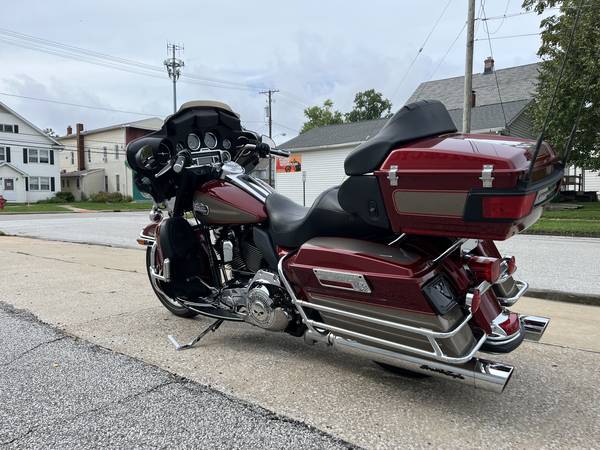 2009 Harley-Davidson, dovoz USA — foto 5 z 11