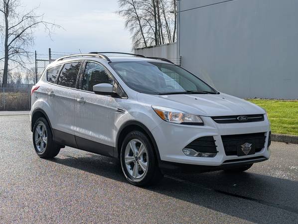 2013 Ford, dovoz Kanada — foto 2 z 9