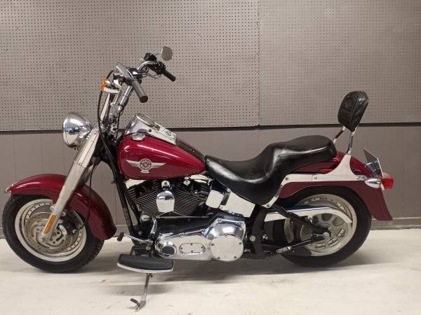 2006 Harley-Davidson, dovoz USA — foto 3 z 6