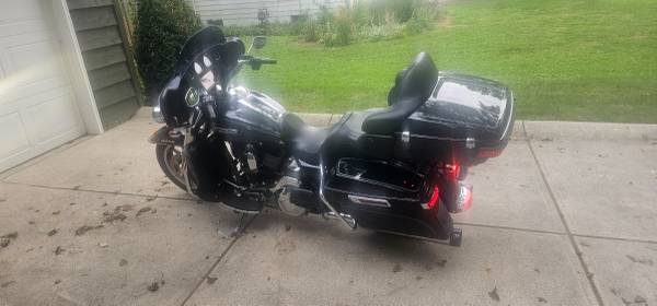 2015 Harley-Davidson, dovoz USA — foto 5 z 12