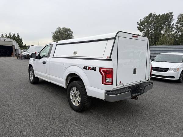 2016 Ford, dovoz Kanada — foto 3 z 12